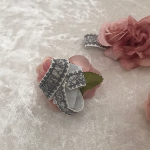 NWOT! Infant floral/lace like footies with matching flower headband - Picture 2 of 2